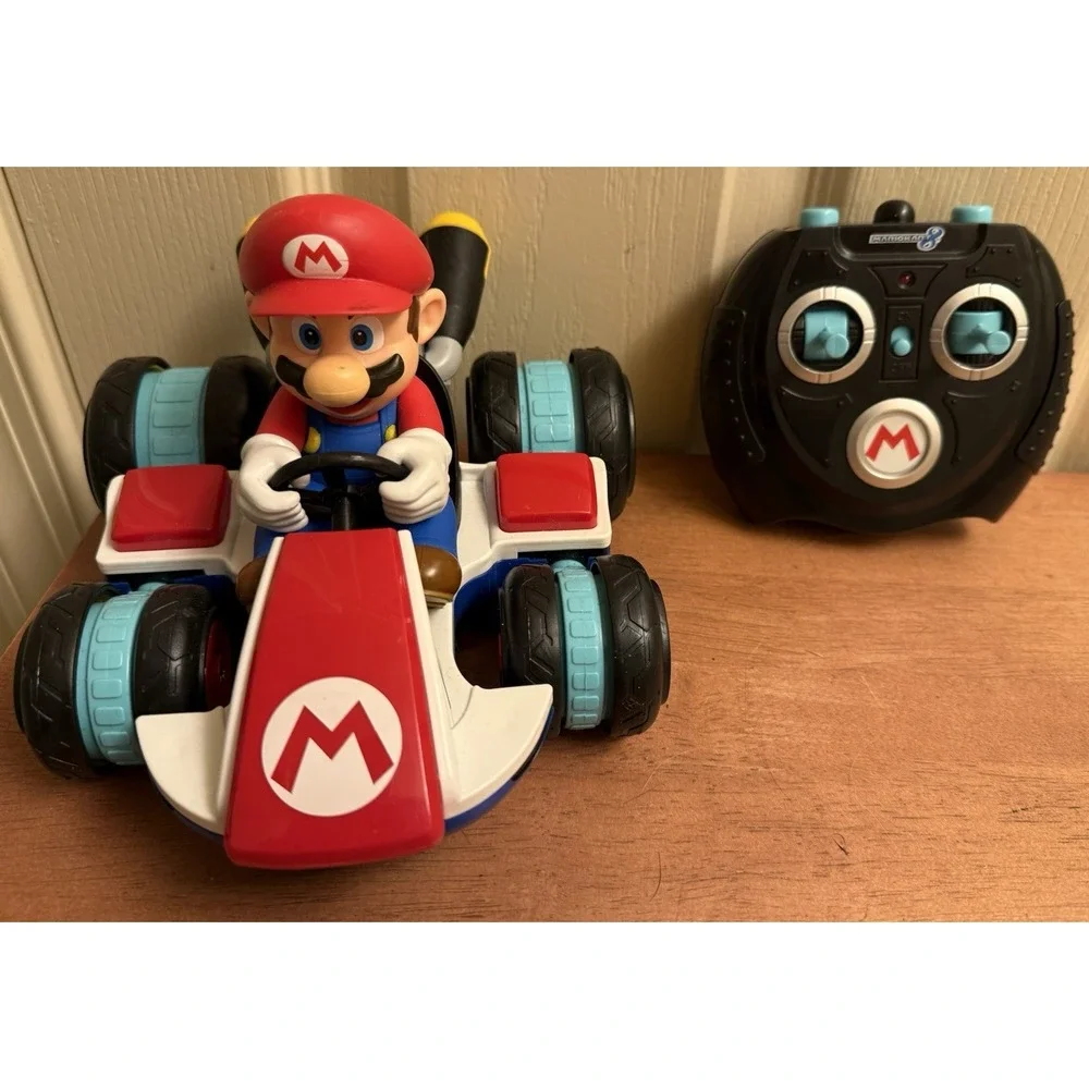 Super Mario Kart‎ Nintendo 8 Remote Control Racer Car Anti-Gravity Jakks